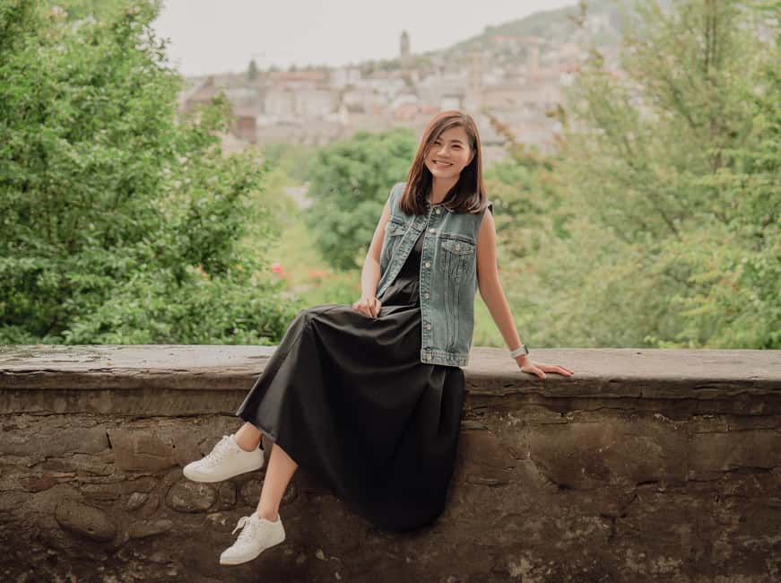 image n.92 of Zurich: Professional Photoshoot at the Best Spots activity in Zurich, uploaded by supplier