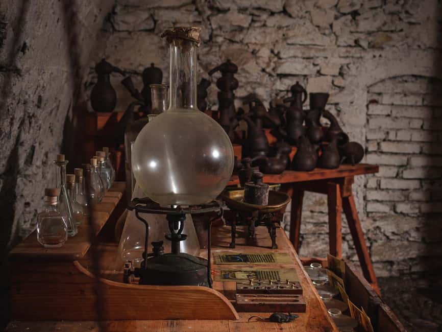 Bild Nr. 36 von Prag: Altstadt, mittelalterlicher Untergrund & Dungeon History Tour Aktivität in Prag, hochgeladen vom Anbieter