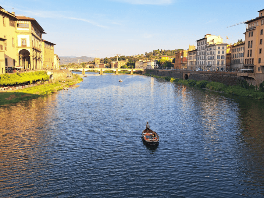 image n.8 of Florence: Guided Gondola Boat Tour with a Glass of Wine activity in Florence, uploaded by supplier