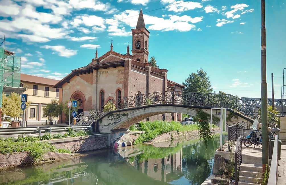 image n.6 of Milan: Navigli District Canal Boat Tour with Aperitivo activity in Milan, uploaded by supplier