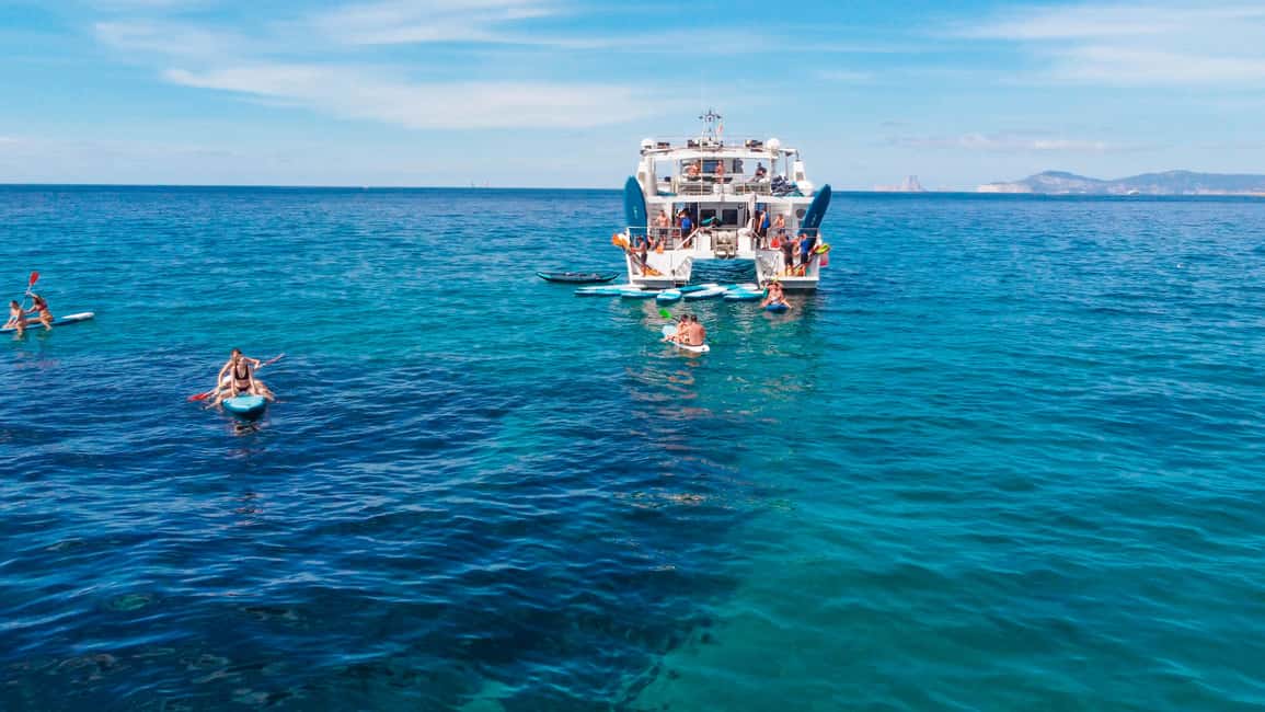 Image N°18 de Ibiza : Formentera, bateau tout compris, paddle, plongée avec tuba et déjeuner activité à Îles Baléares, publiée par le prestataire