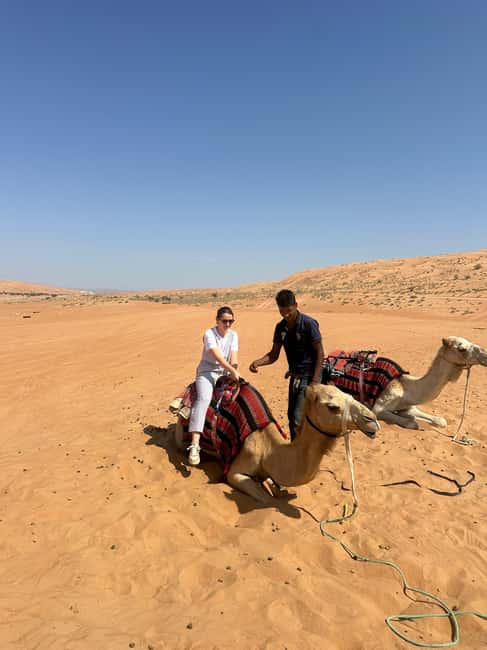 Immagine nº 9 di Muscat: giro in cammello al tramonto nel deserto di Bidiya con trasferimento attività a Regione al-Sharqiyya, caricata dal fornitore