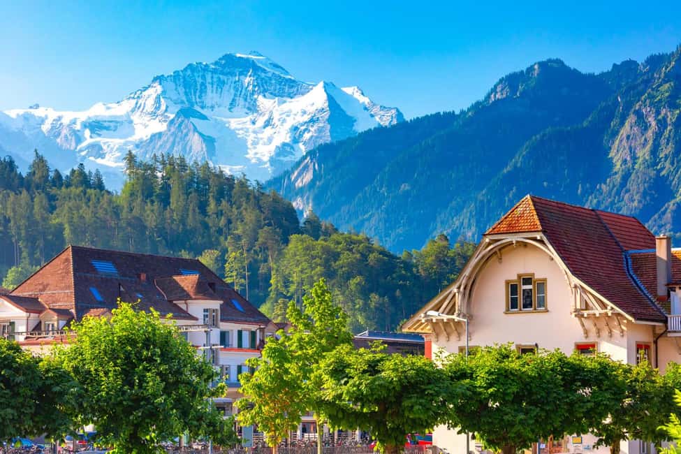 imagen n.º 2 de Interlaken: Paseo Histórico Privado con un Experto Local actividad en Interlaken, subida por el proveedor