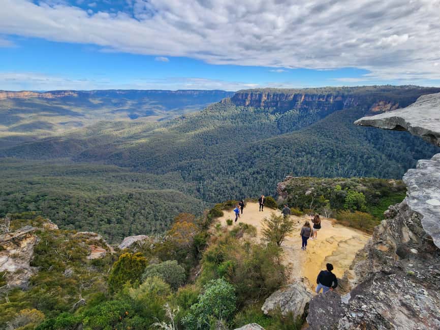 image n.32 of From Sydney: Blue Mountains Tour with Waterfall Walk & Lunch activity in Wentworth Falls, uploaded by supplier