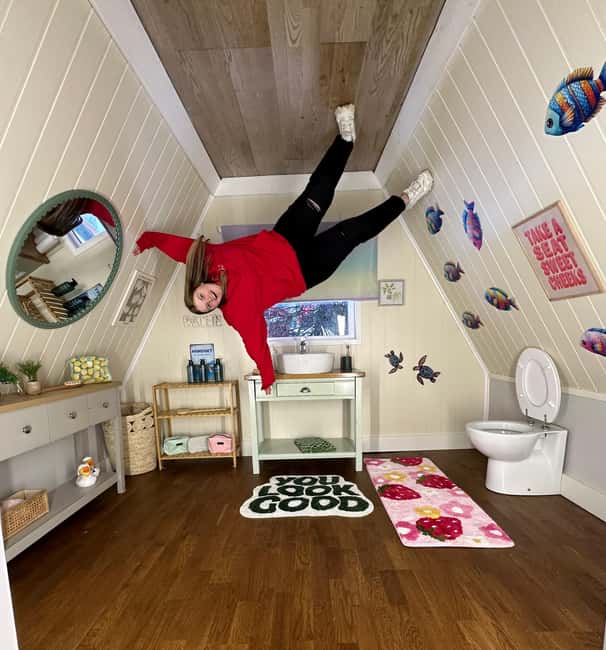 image n.3 of Bristol: Upside Down House Entry Ticket activity in Bristol, uploaded by supplier