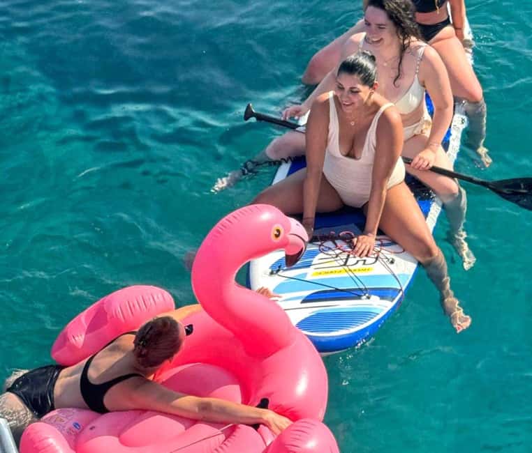 Immagine nº 15 di Catamarano di lusso Panormo: pranzo gourmet, calette nascoste e nuotate attività a Panormos in Rethymno, caricata dal fornitore