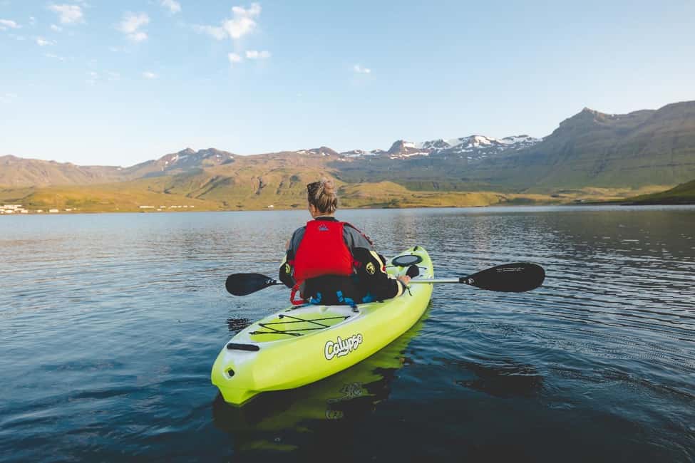 bild nr.5 av Grundarfjörður: Kajakäventyr dagtid på berget Kirkjufell aktivitet i Västisland, uppladdad av arrangören
