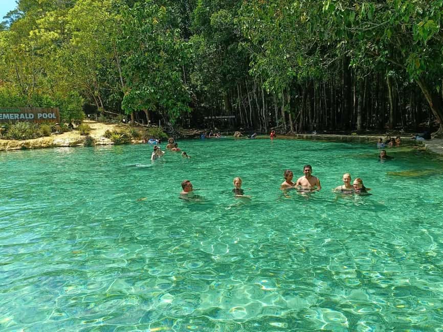 Image N°12 de Krabi : Visite du temple de la grotte du tigre, de la piscine d'émeraude et des sources d'eau chaude activité à Krabi, publiée par le prestataire