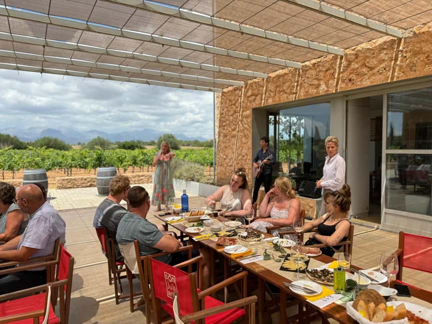 bild nr.1 av Palma de Mallorca: Vinupplevelse och provsmakning i Son Juliana aktivitet i Sencelles, uppladdad av arrangören