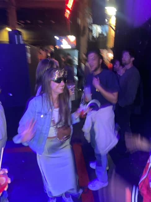 Image N°10 de Tournée des bars internationaux à Lille avec shots gratuits et jeux amusants activité à Lille, publiée par le prestataire