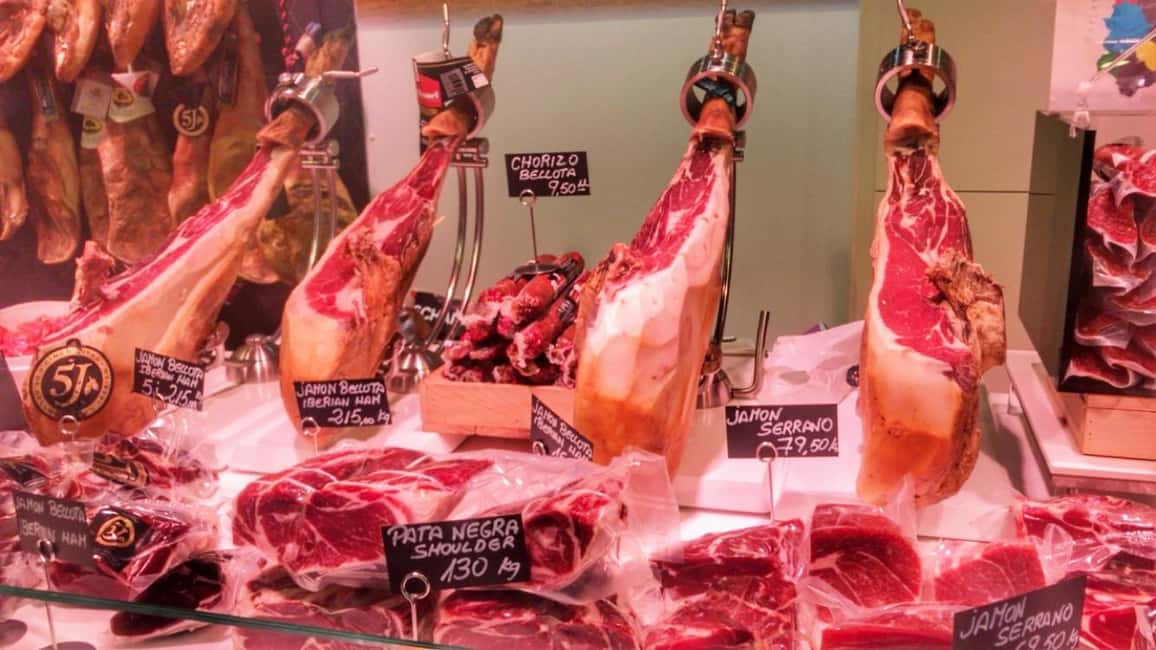 image n.7 of Barcelona: Street Food & Sightseeing Tour with Local Market activity in Barcelona, uploaded by supplier