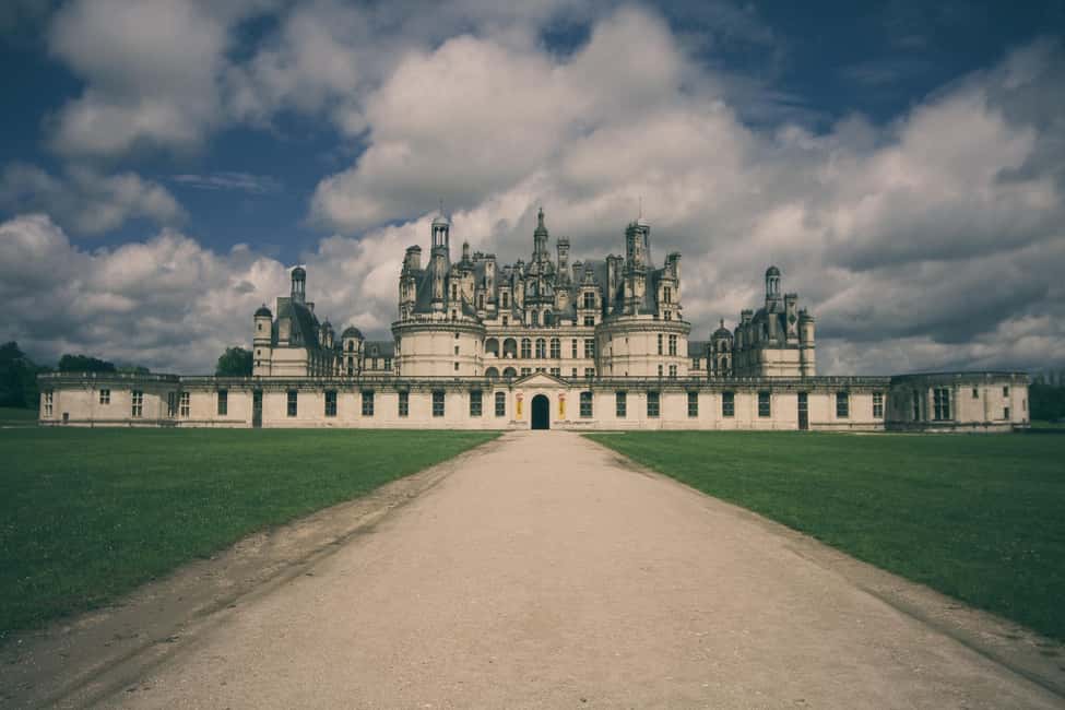 imagem n.9 de Castelos do Vale do Loire: Tour Privado VIP de Paris 3 Castelos atividade em Chambord, carregada pelo fornecedor
