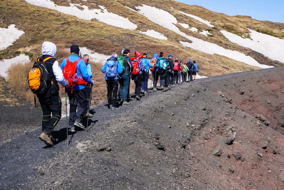 afbeelding n.14 van De Etna: Trek naar 3000m met kabelbaan en jeep activiteit in Catania, geüpload door aanbieder