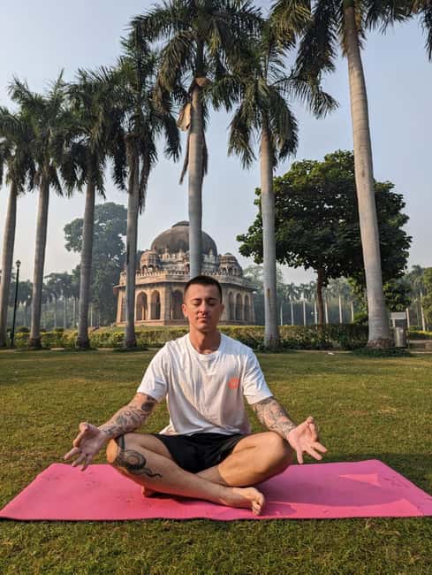 image n.1 of Delhi: Yoga in Lodhi Garden activity in New Delhi, uploaded by supplier