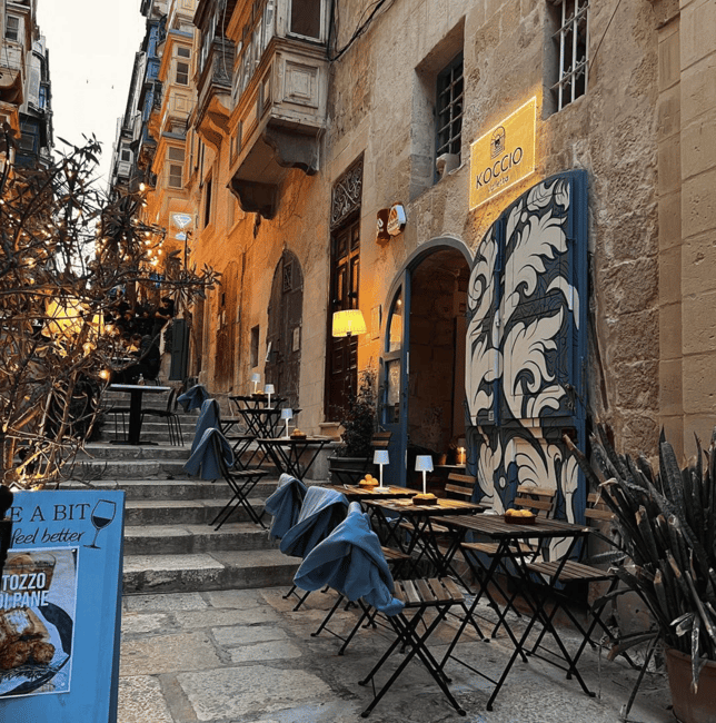 bild nr.2 av Valletta Aperol Spritz Aperitivo Upplevelse aktivitet i Valletta, uppladdad av arrangören