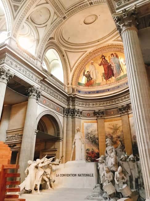 Image N°16 de Paris : L'extérieur de Notre-Dame, la visite du quartier latin et le Panthéon activité à Paris, publiée par le prestataire