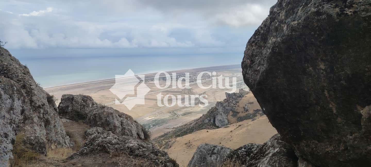 image n.3 of Baku: Candy Mountain, Pink Lake, Besh Barmag Dag and Mosque activity in Absheron, uploaded by supplier