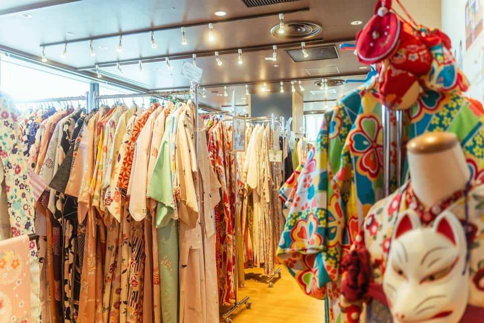 image n.40 of Tokyo: Traditional Kimono Rental Experience at Wargo activity in Tokyo, uploaded by supplier