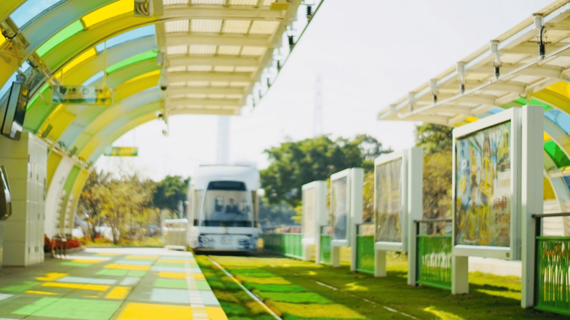 Image N°3 de Guangzhou : Laissez-passer d'une journée pour le tramway touristique de Riverside activité à Chine du Sud-Est, publiée par le prestataire