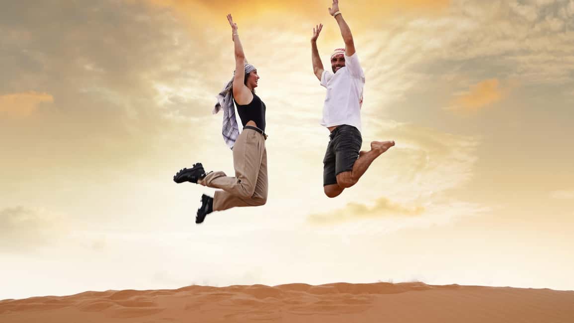 afbeelding n.8 van Ontdek de woestijn van Dubai: Safari in de Rode Duinen, Sandboard & Kamelen activiteit in Dubai, geüpload door aanbieder