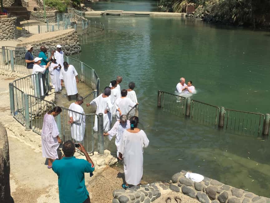 imagem n.1 de Excursão privada à Galiléia cristã saindo do porto de Haifa atividade em Distrito Norte, carregada pelo fornecedor