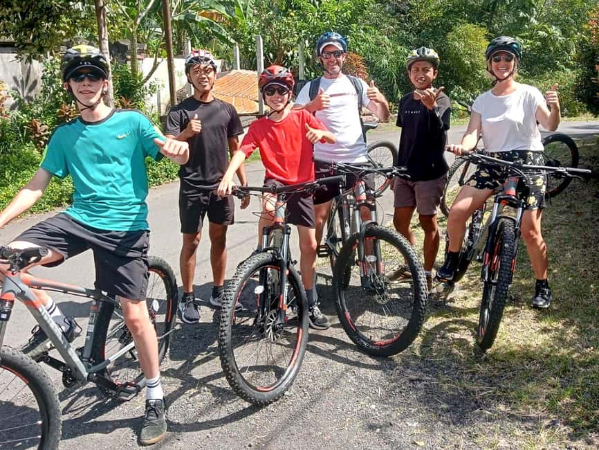 Obraz nr 3 z atrakcji Bali: Wycieczka rowerowa do doliny Sidemen z wodospadem Gembleng w Karangasem, przesłany przez organizatora