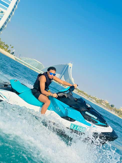 afbeelding n.9 van JETSKI/bezoek de prachtige architectuur van het emiraat met foto's en video's. activiteit in Dubai, geüpload door aanbieder