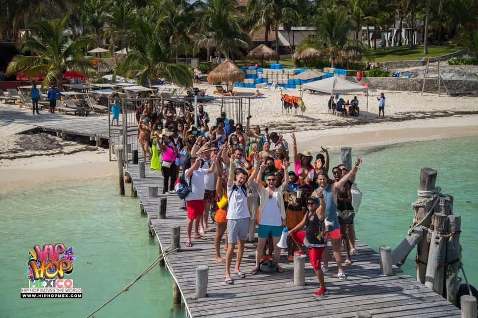 image n.2 of Cancun: Hip Hop Sessions Party Boat Cruise activity in Cancún, uploaded by supplier