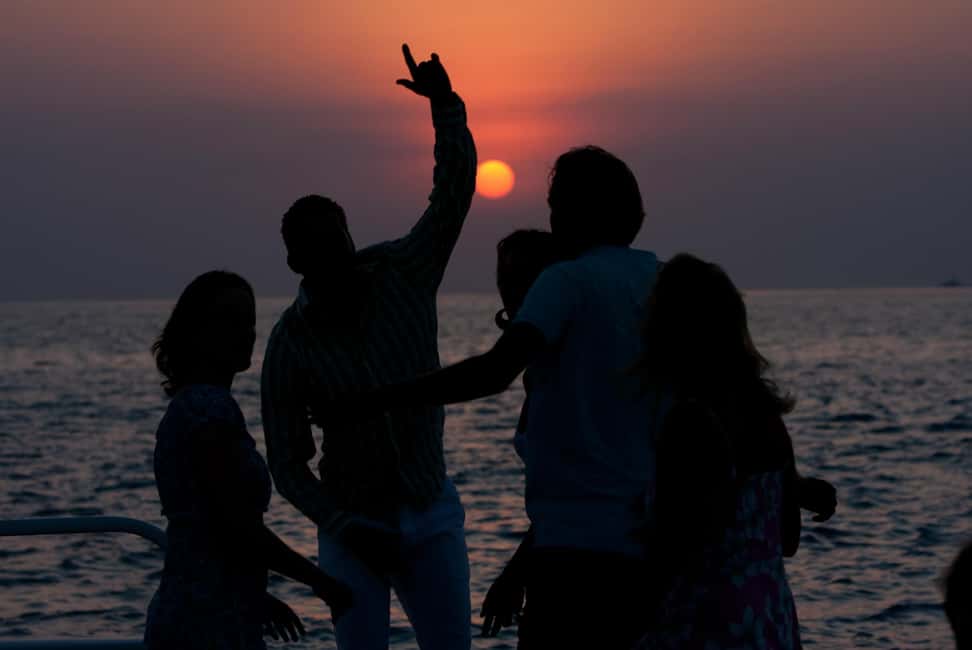 imagem n.5 de Montego Bay: cruzeiro de catamarã Reggae Sunset atividade em Montego Bay, carregada pelo fornecedor
