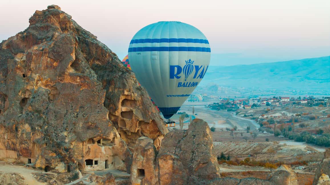 image n.7 of Cappadocia: Royal King Flight activity in Avanos, uploaded by supplier