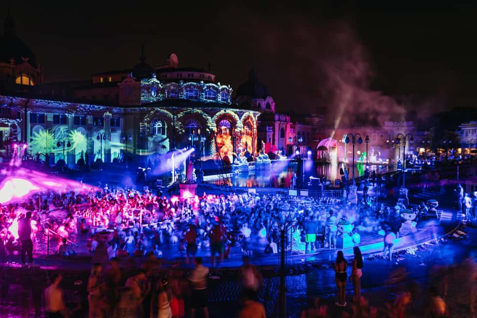 Image N°3 de Budapest : Sparty - Le billet ultime pour une soirée spa en fin de soirée activité à Budapest, publiée par le prestataire