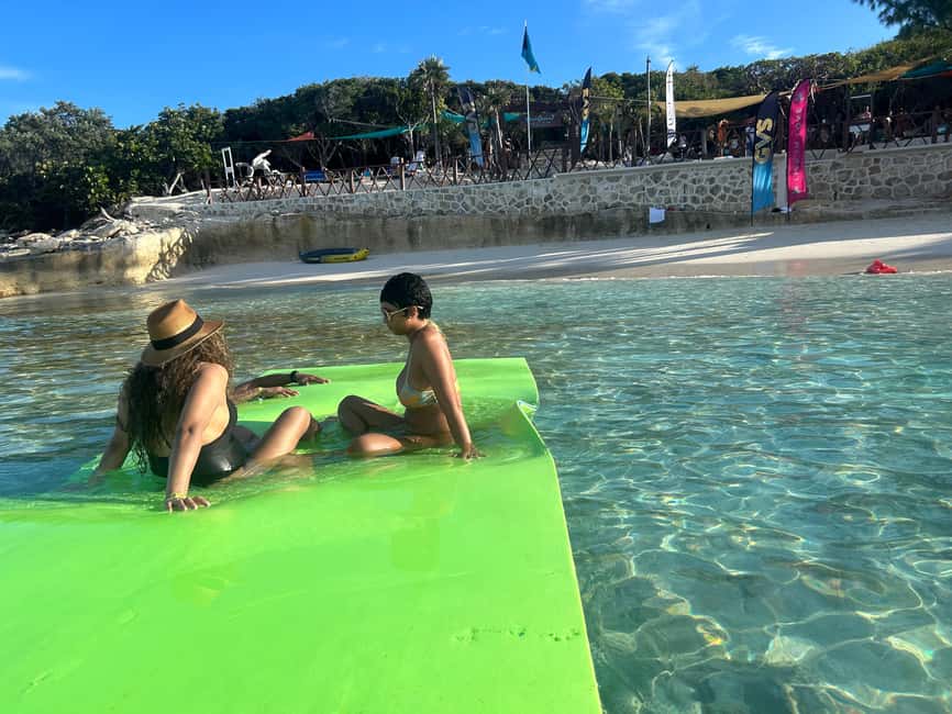Image N°25 de Nassau : Plongée en apnée dans les récifs, tortues, déjeuner et club de plage privé activité à Bahamas, publiée par le prestataire