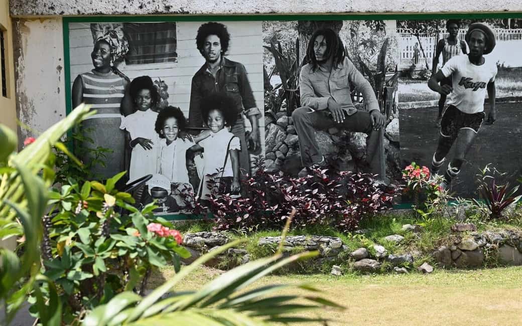 imagem n.9 de Montego Bay: Excursão de Bob Marley a 9 Mile, St. Ann atividade em Clarendon, carregada pelo fornecedor