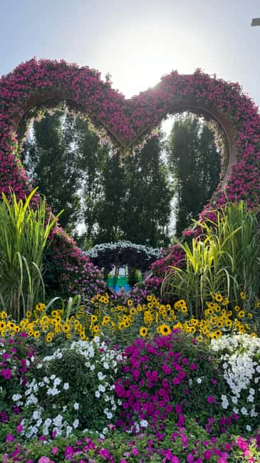 image n.4 of Dubai: Miracle Garden Ticket With Transfer activity in Dubai, uploaded by supplier