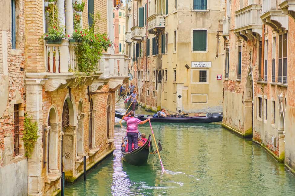 image n.22 of Venice in One Day: Guided Tour From Florence activity in Ferrara, uploaded by supplier