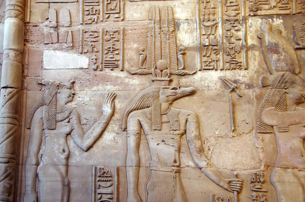 imagem n.25 de De Luxor: Excursão particular aos templos de Edfu e Kom Ombo e almoço atividade em Edfu, carregada pelo fornecedor