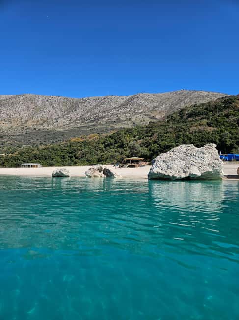 image n.27 of Sarandë: Boat Tour to Kroreza with Snorkelling and Umbrella activity in Sarandë, uploaded by supplier