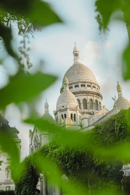 image n.2 of Paris: Magical Montmartre, without the crowds. activity in Paris, uploaded by supplier