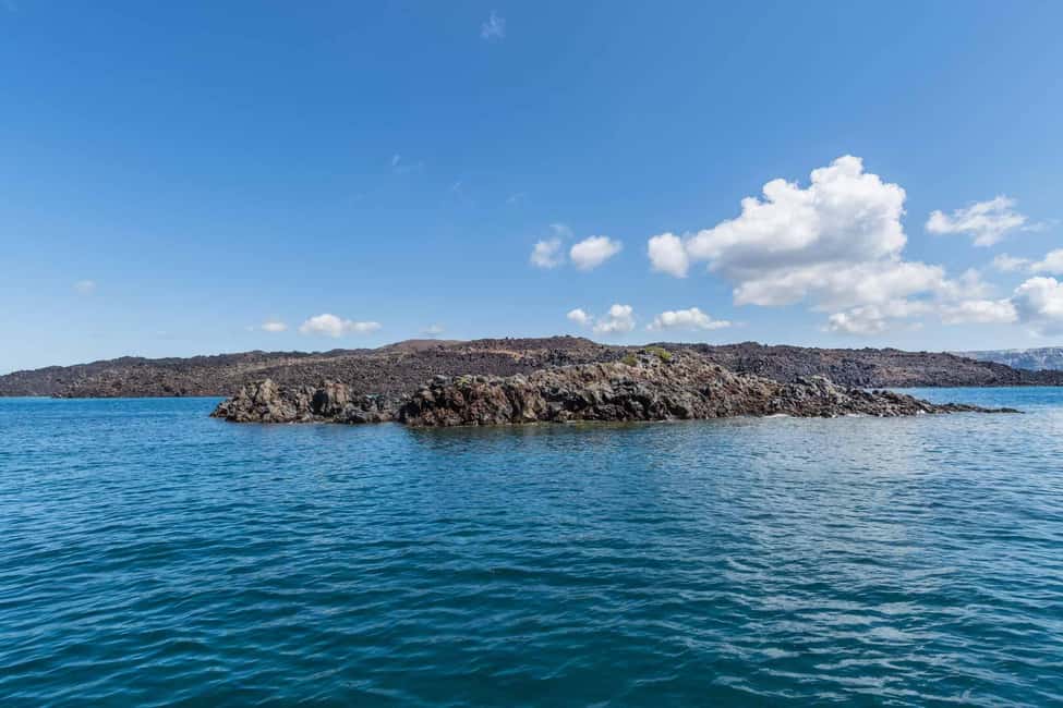 Immagine nº 11 di Porto di Santorini: Crociera al vulcano, alle sorgenti termali e a Thirassia attività a Fira, caricata dal fornitore