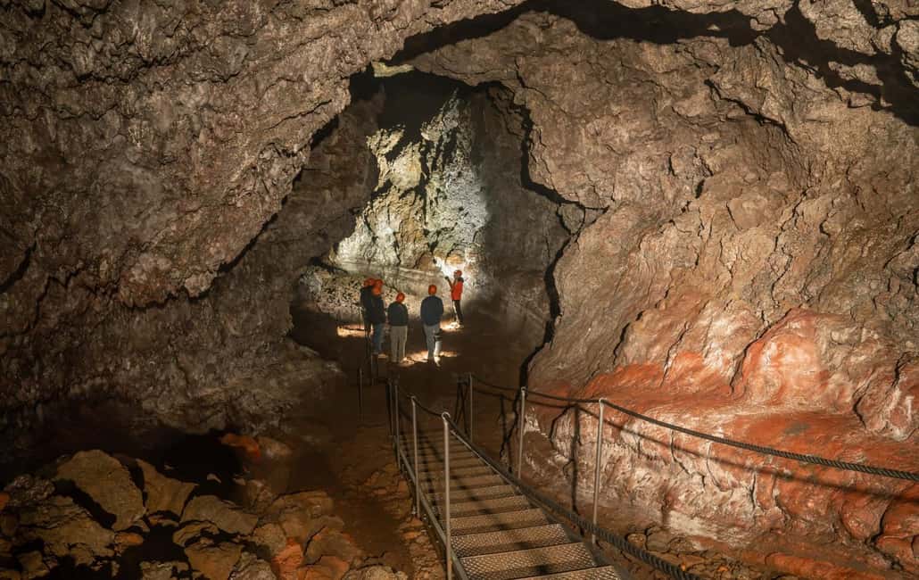 Immagine nº 13 di Reykjavik: Escursione di un giorno a Snæfellsnes con la grotta lavica di Vatnshellir attività a Vesturland, caricata dal fornitore