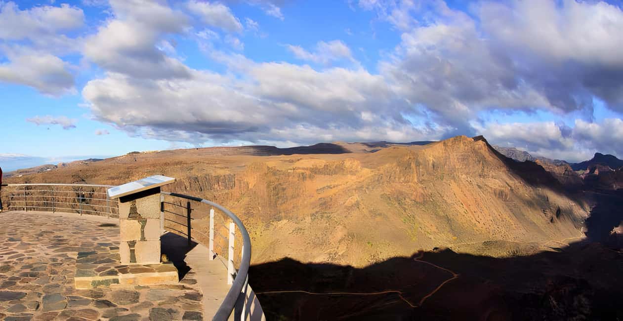 image n.7 of Gran Canaria: Sunset Tour with Champagne & Dinner. activity in Vega de San Mateo, uploaded by supplier