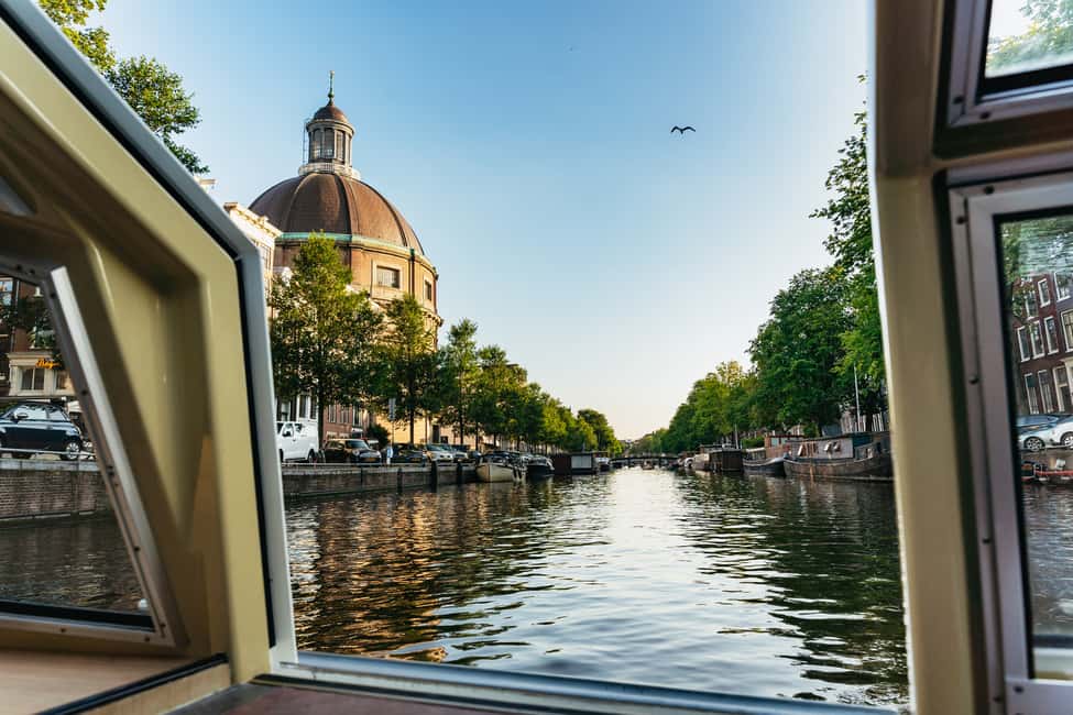 image n.7 of Amsterdam: City Centre Canal Cruise & Free Dutch Stroopwafel activity in Amsterdam, uploaded by supplier