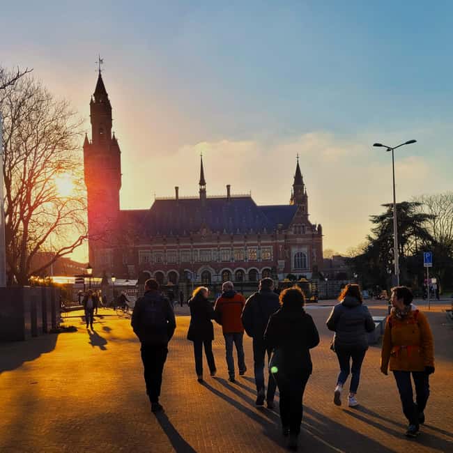 afbeelding n.3 van Centrum Den Haag Te Voet met Wonderlijke Verteller - 2 uur activiteit in Den Haag, geüpload door aanbieder