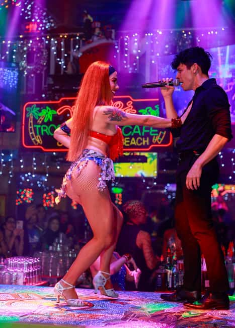 image n.7 of Miami: Mango's Tropical Cafe Dinner & Show activity in Miami, uploaded by supplier