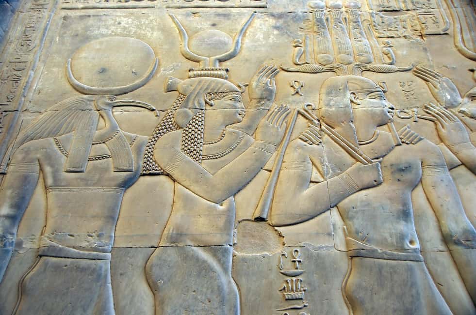 imagem n.24 de De Luxor: Excursão particular aos templos de Edfu e Kom Ombo e almoço atividade em Edfu, carregada pelo fornecedor