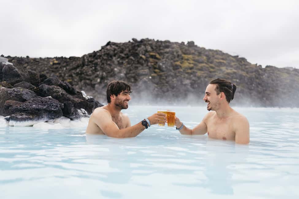 bild nr.5 av Reykjavik: Gyllene cirkeln, kratern och Blå lagunen Minibuss Tour aktivitet i Reykjavik, uppladdad av arrangören