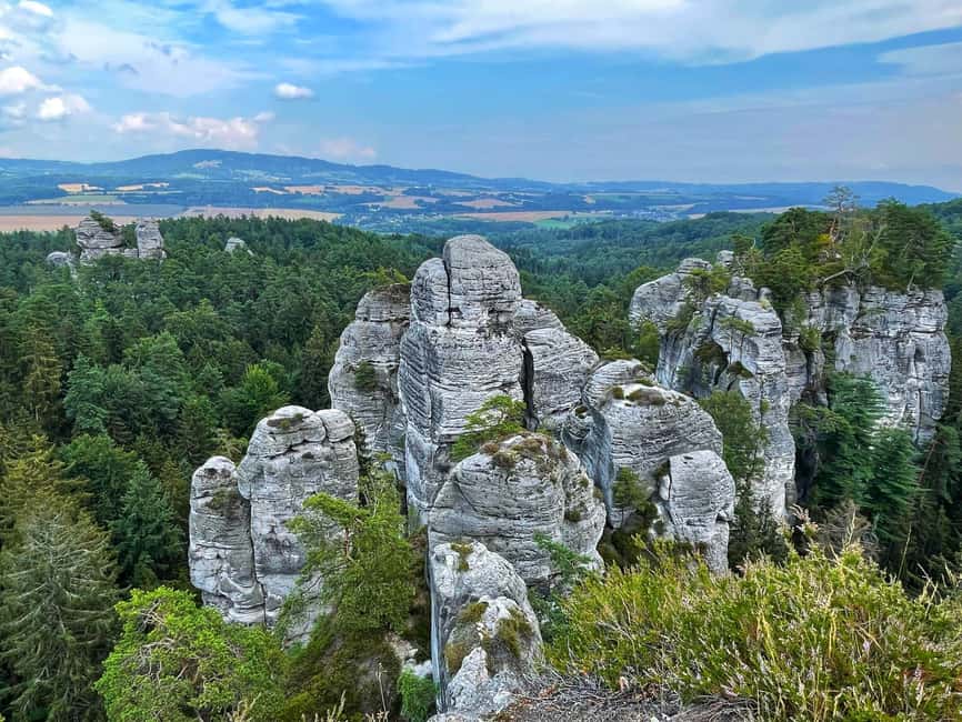 imagem n.10 de De Praga: Viagem de 1 dia ao Paraíso Boêmio com caminhada guiada atividade em Praga, carregada pelo fornecedor