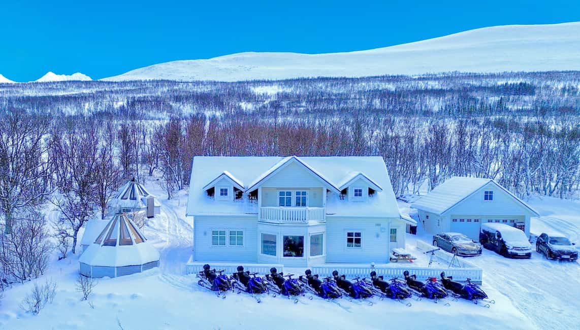 bild nr.5 av Från Tromsö: Lyngen Alperna Guidad tur med snöskoter aktivitet i Barents hav, uppladdad av arrangören