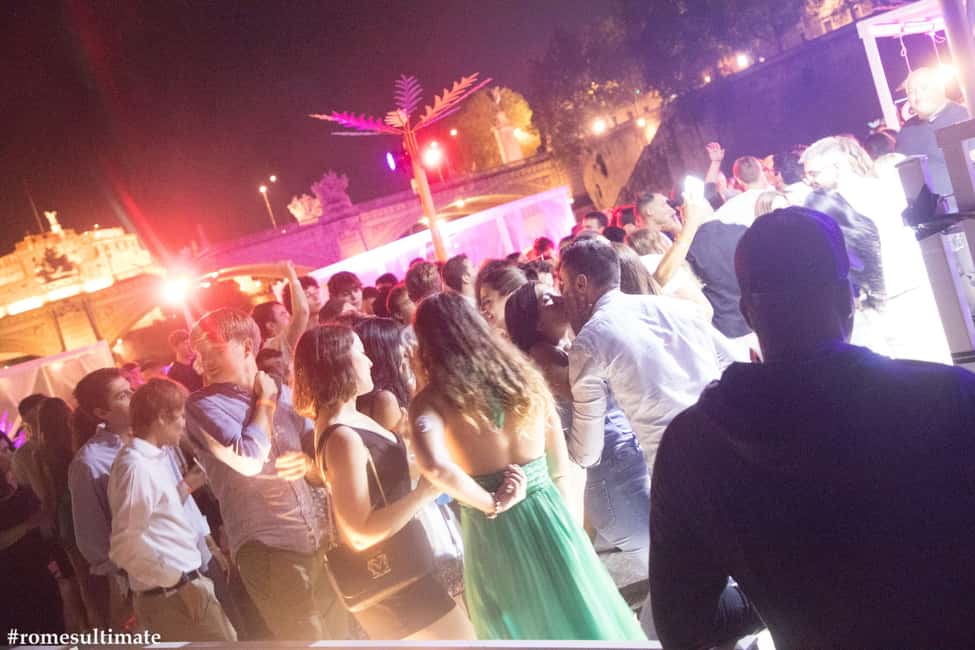 image n.17 of Rome: Pub Crawl and Ultimate Party with Open Bar and Pizza activity in Rome, uploaded by supplier