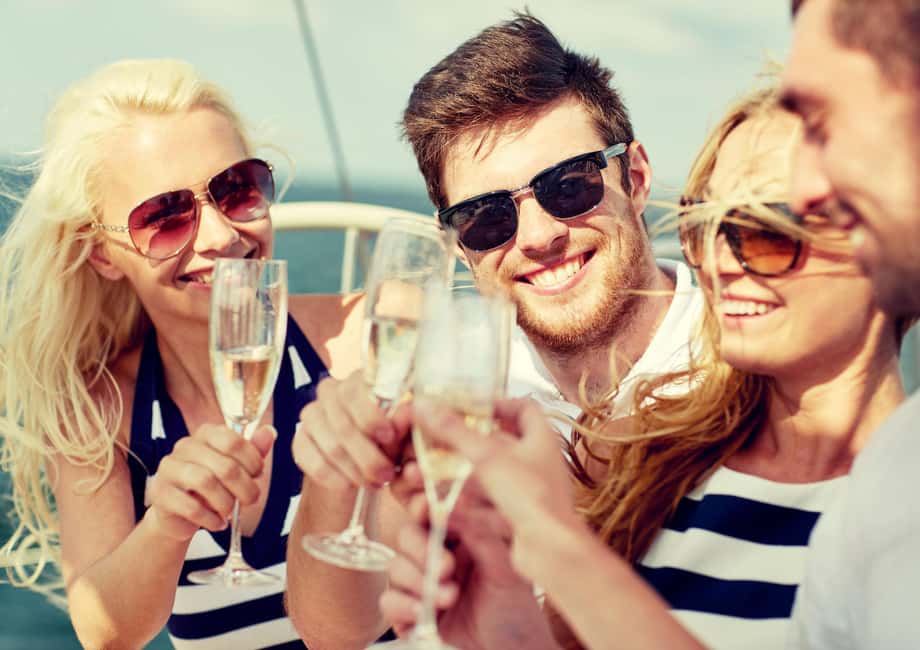 billede nr.3 af aktiviteten St. Thomas - St. John Privat Veuve Clicquot solnedgangscharter i Sankt Jan, uploadet af udbyder
